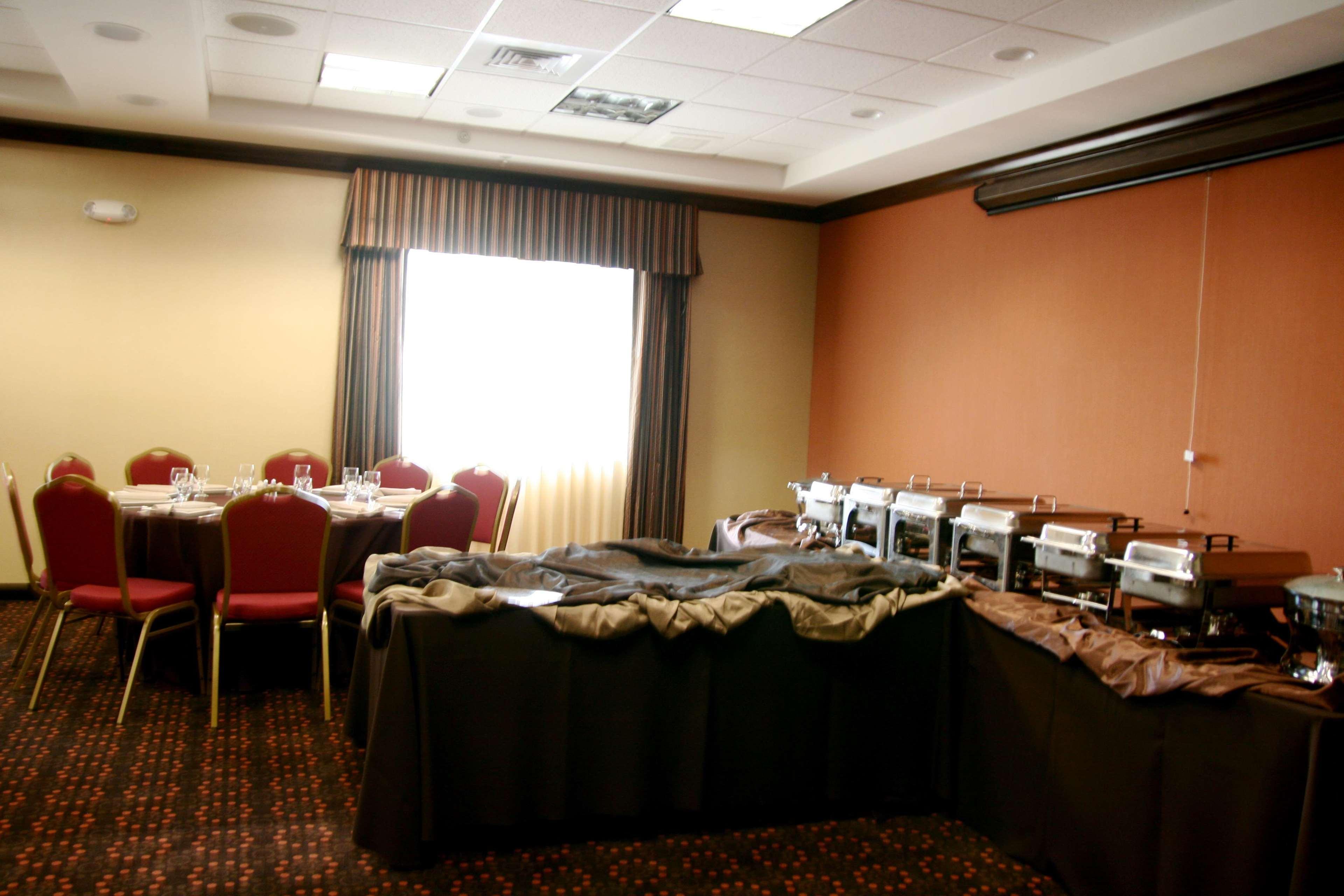Hampton Inn & Suites Folsom Ristorante foto