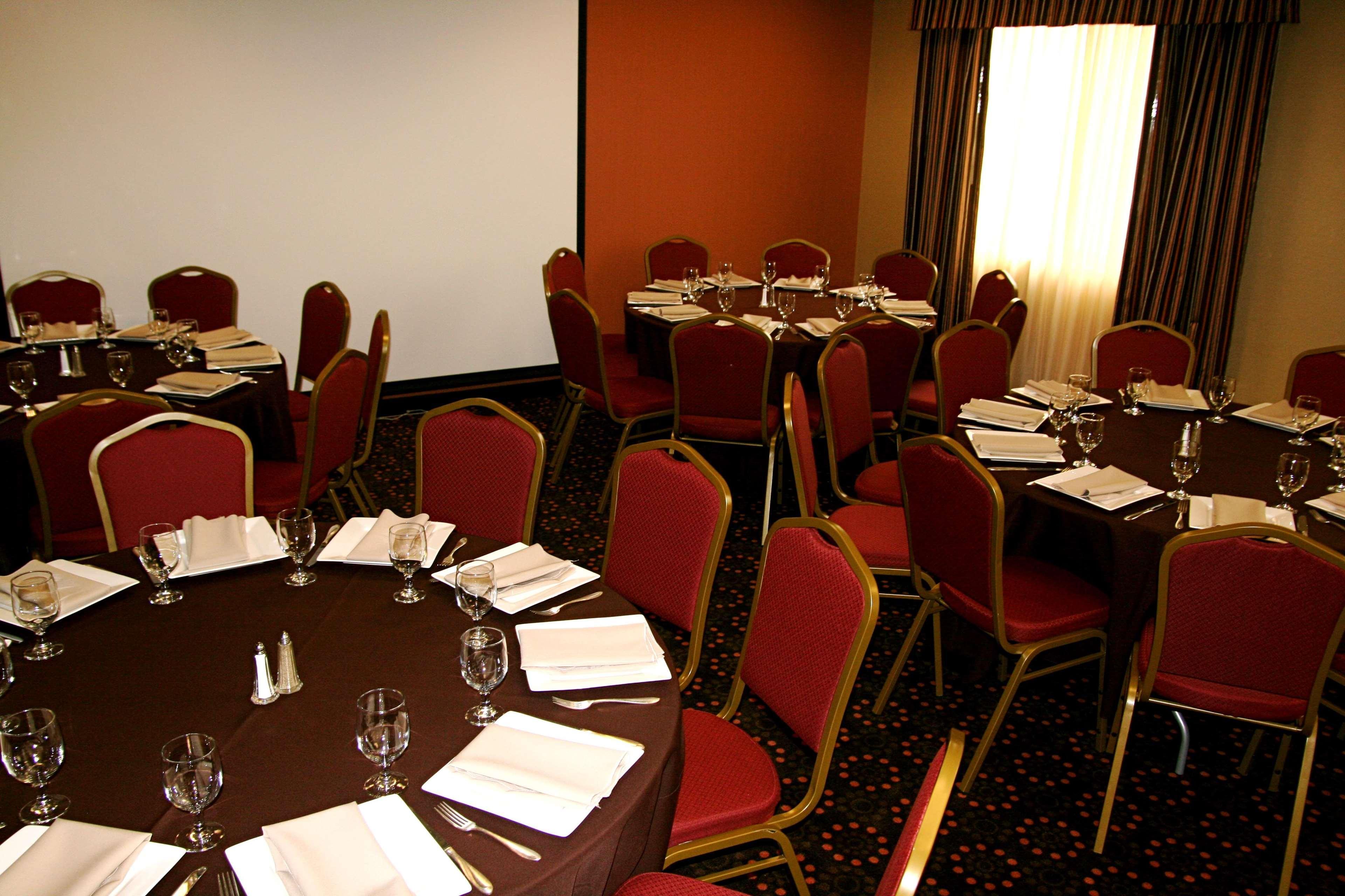 Hampton Inn & Suites Folsom Ristorante foto